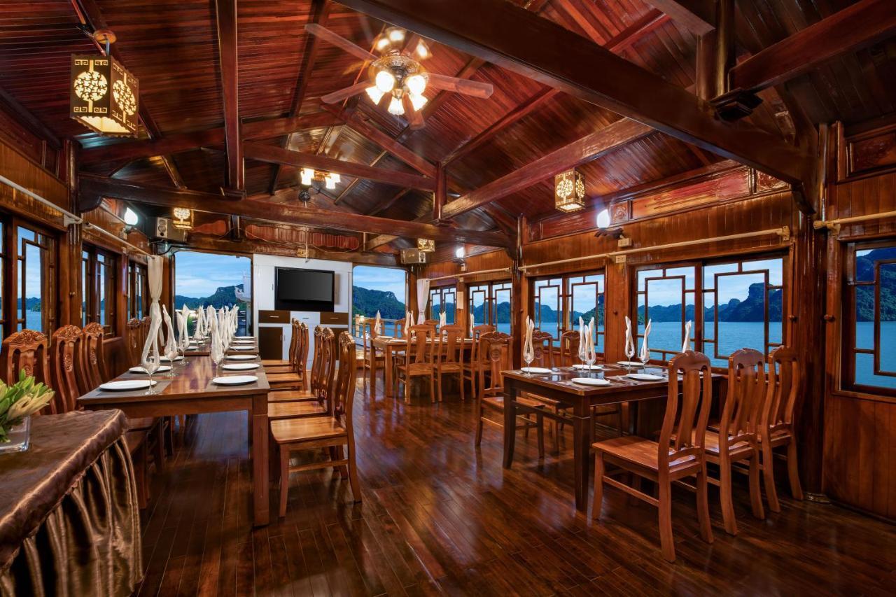 Seasun Boutique Cruise Hotel Ha Long Exterior photo
