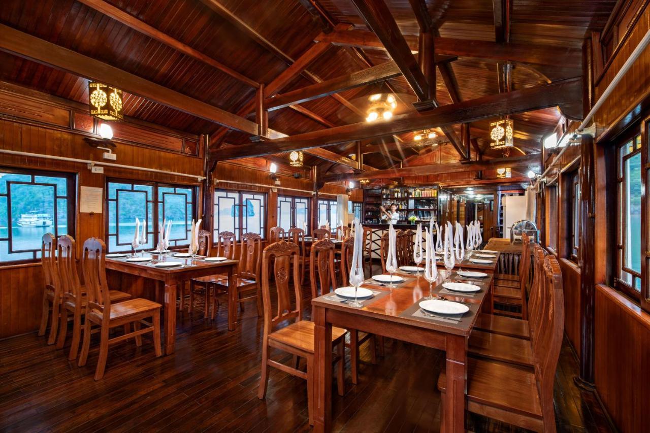 Seasun Boutique Cruise Hotel Ha Long Exterior photo